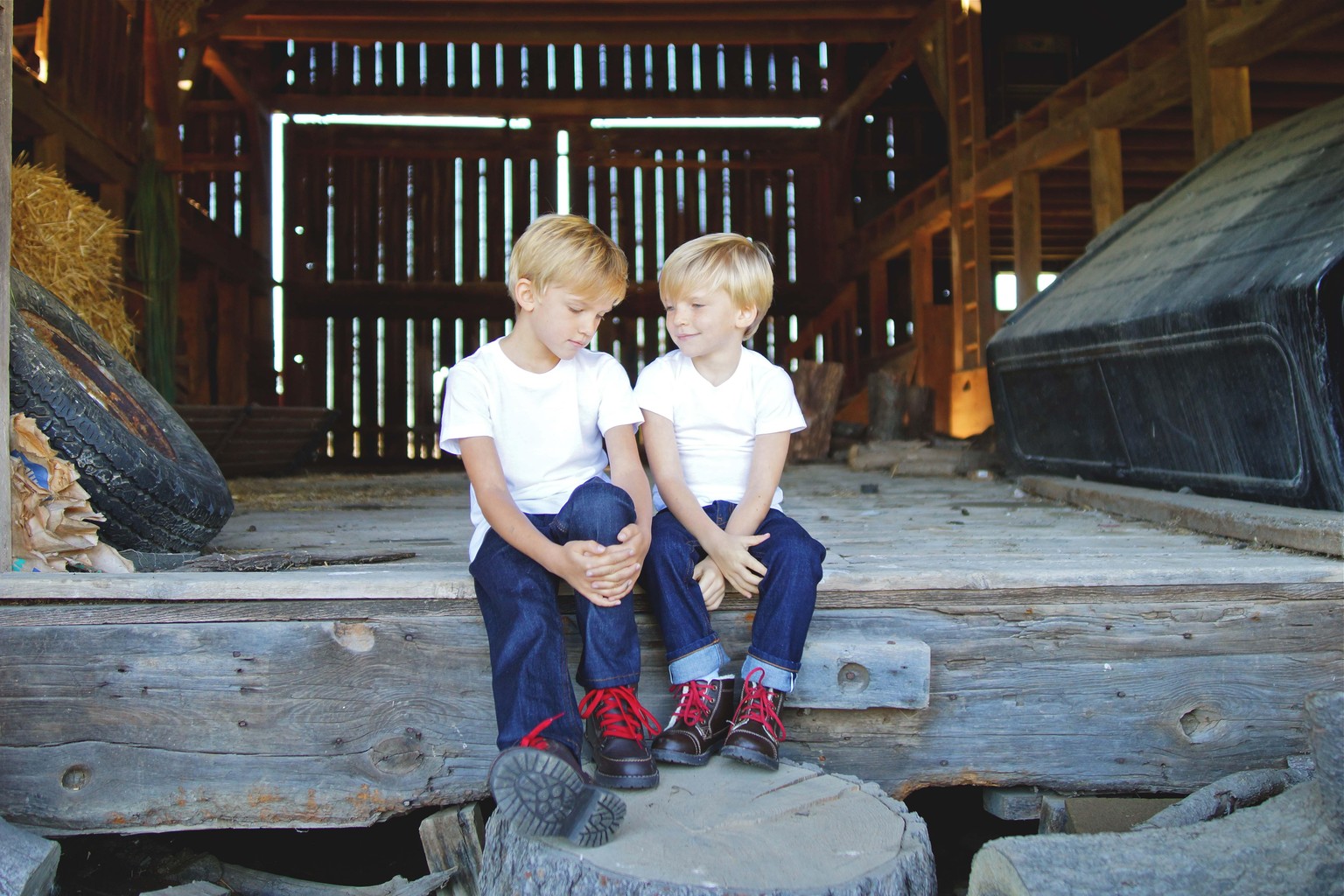Men in denim laid the foundation... - image 1 - student project