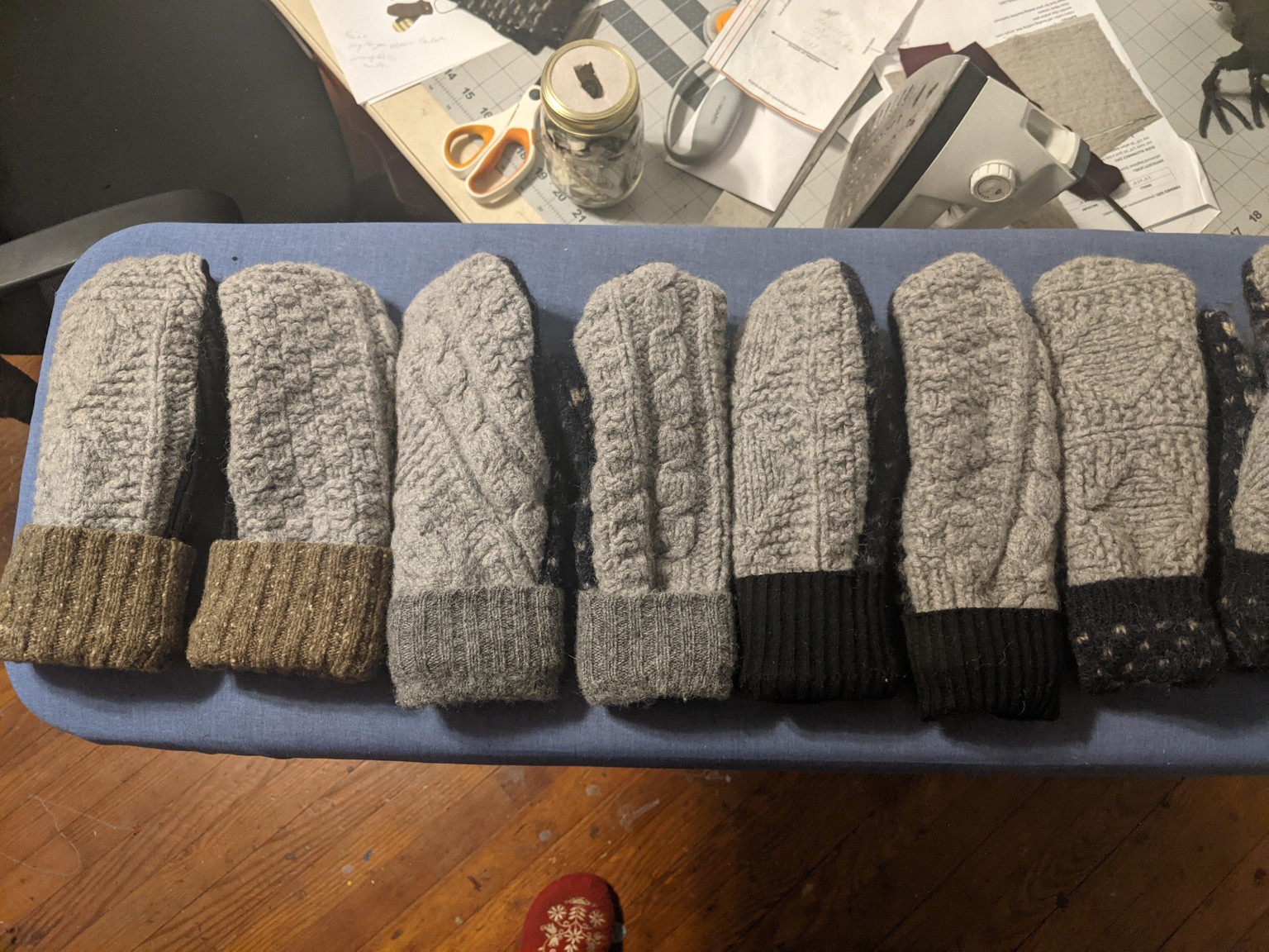 Mitten Marathon - image 1 - student project