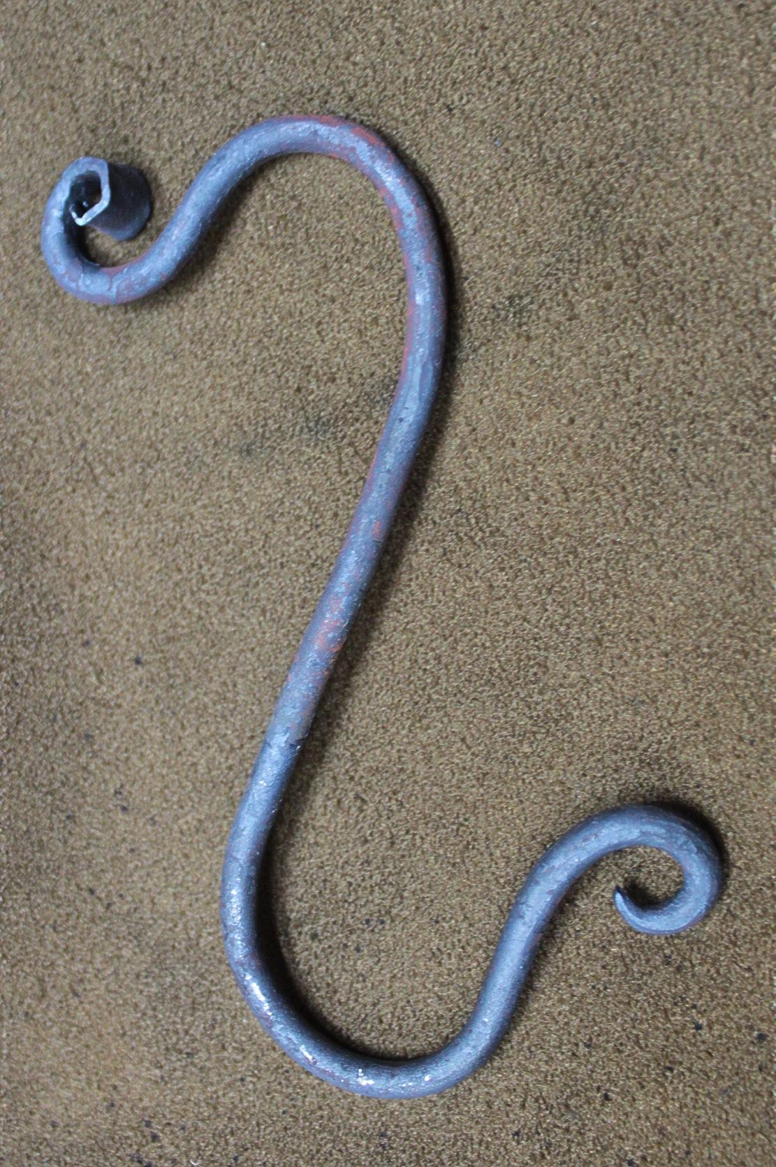 Another S-hook - image 1 - student project