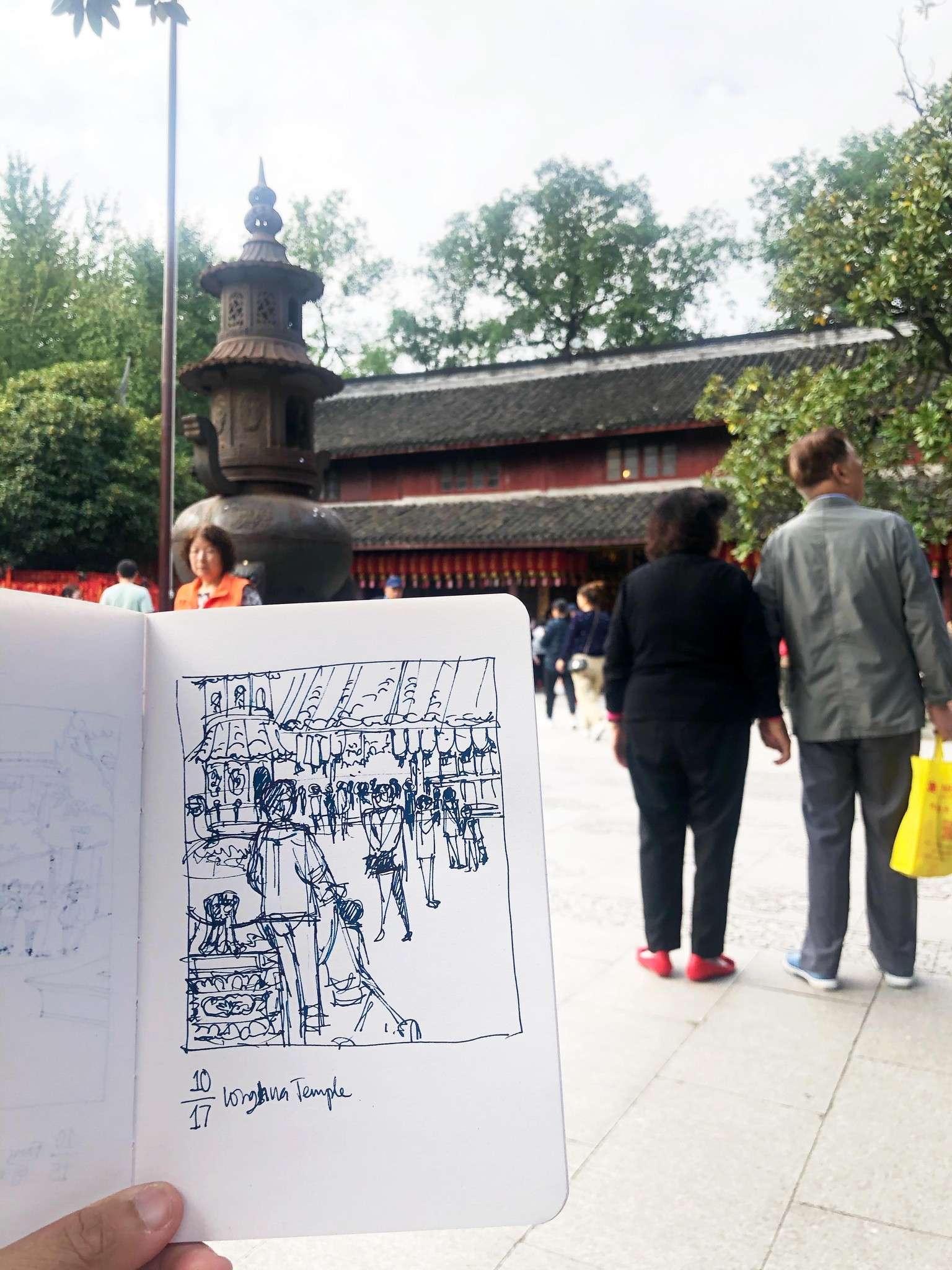 Urban Sketching + People - image 11 - student project