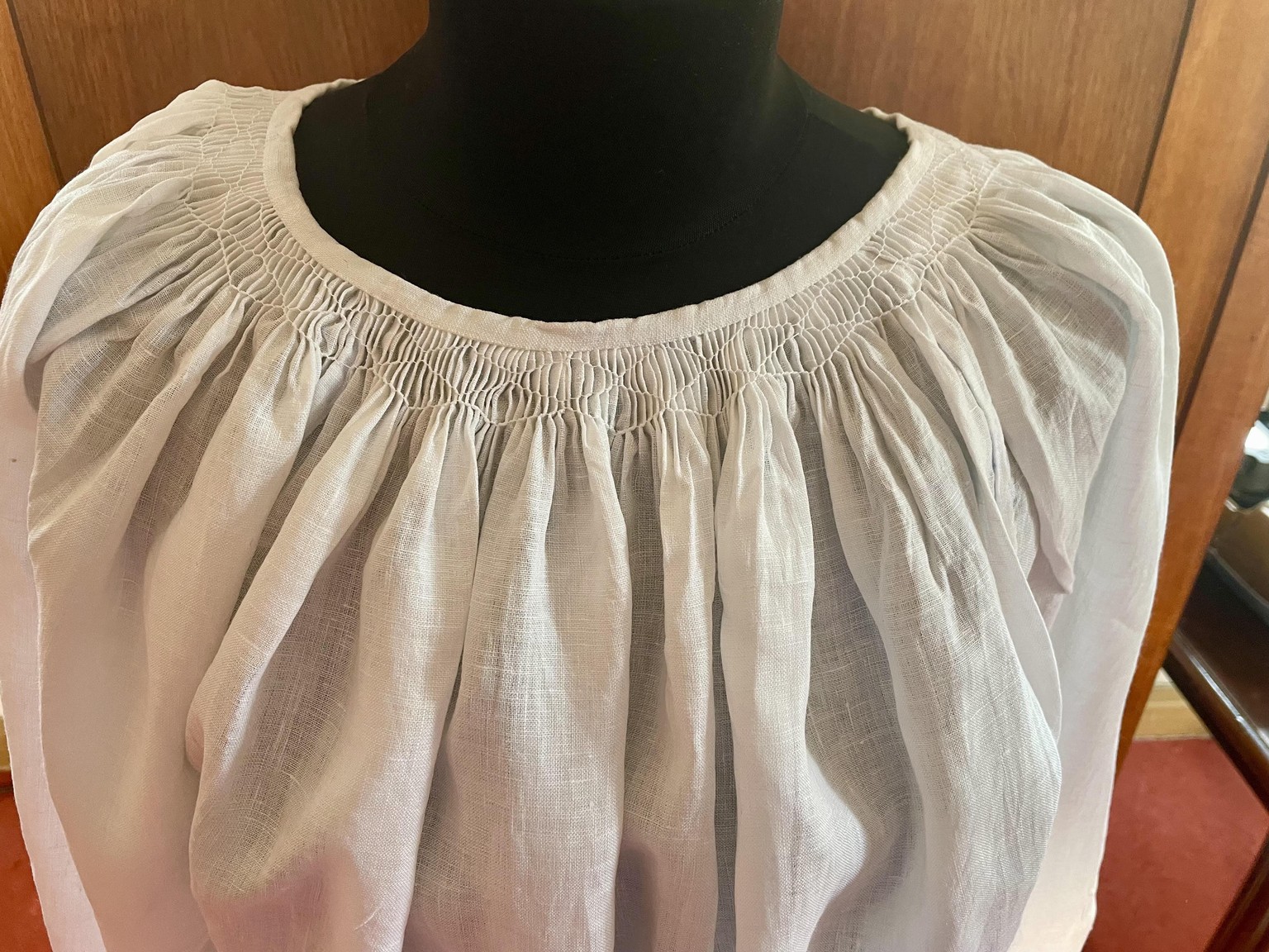 White Linen Blouse with smocked neckline - image 3 - student project
