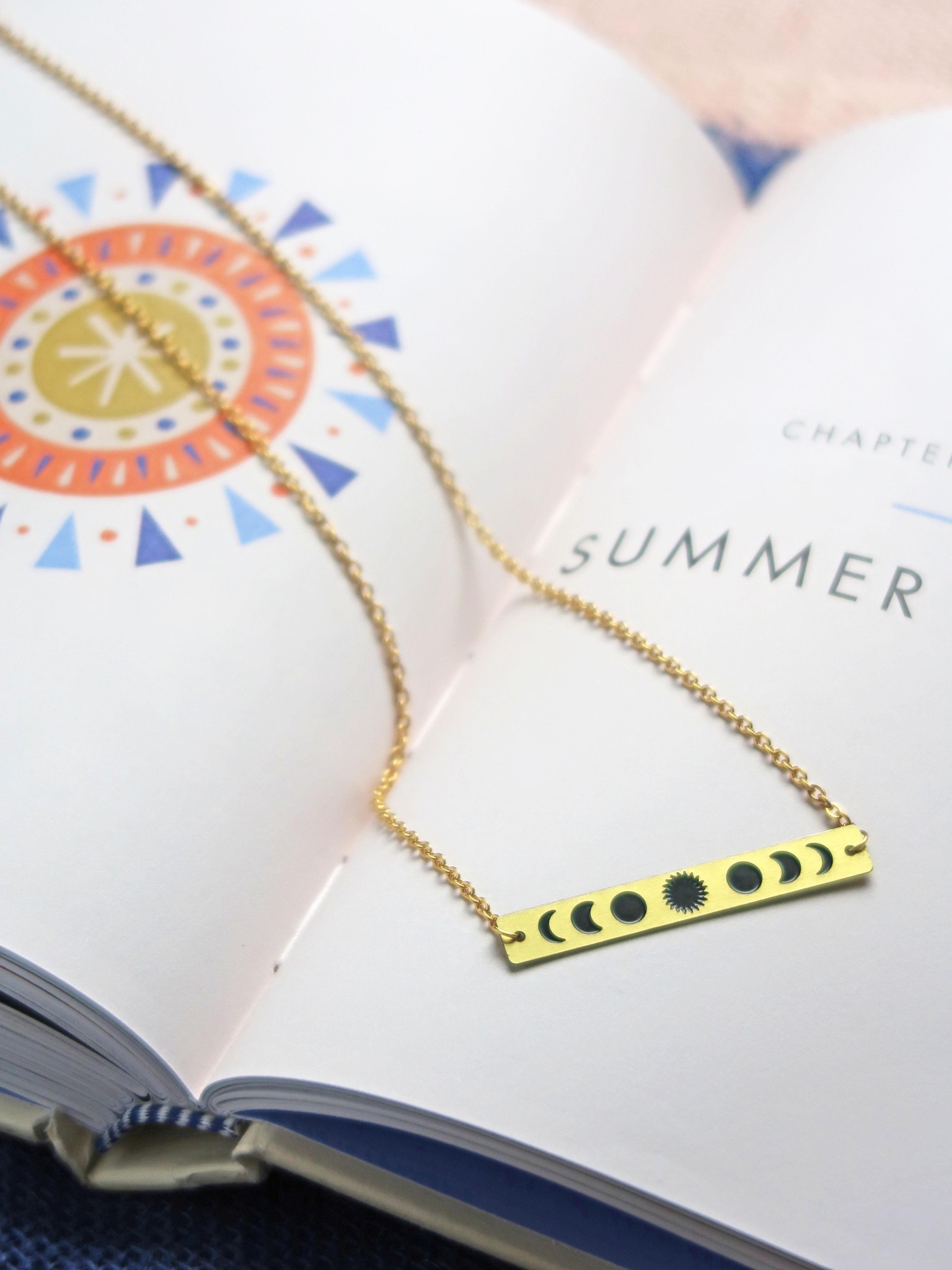 Jewellery Product Photography - image 1 - student project