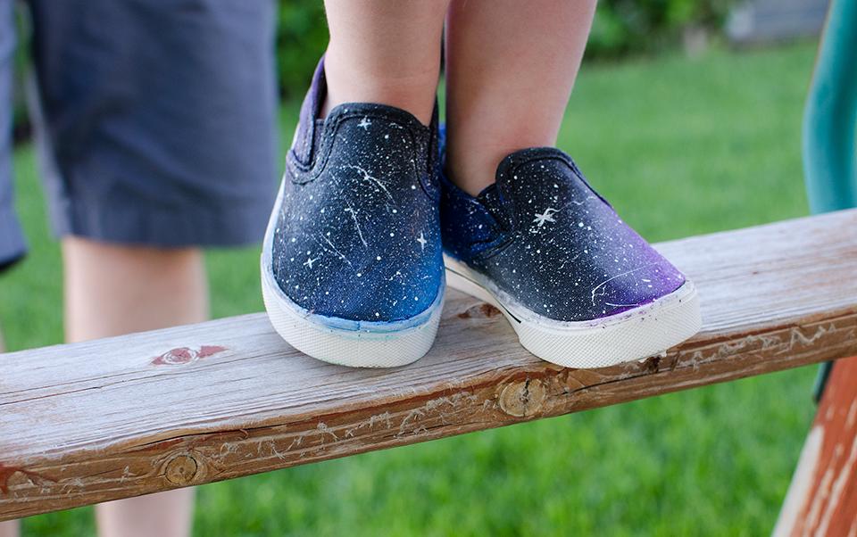 Tab's Galaxy Shoe Gallery - image 2 - student project
