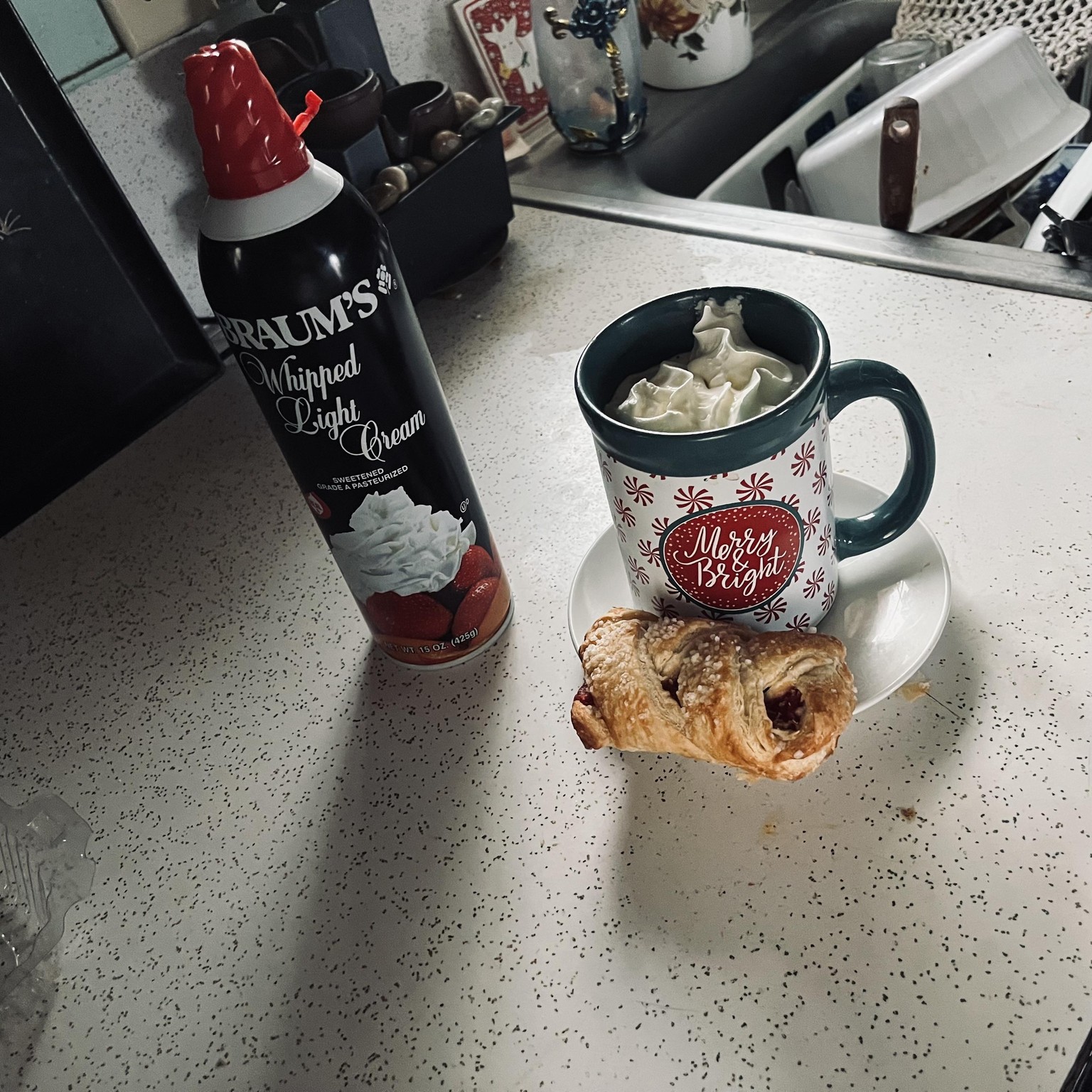 Add a Little Cream to my Morning - image 1 - student project