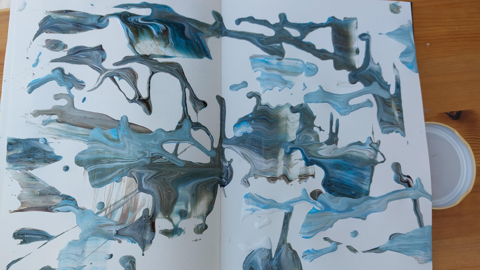 First try at fluid painting - image 4 - student project