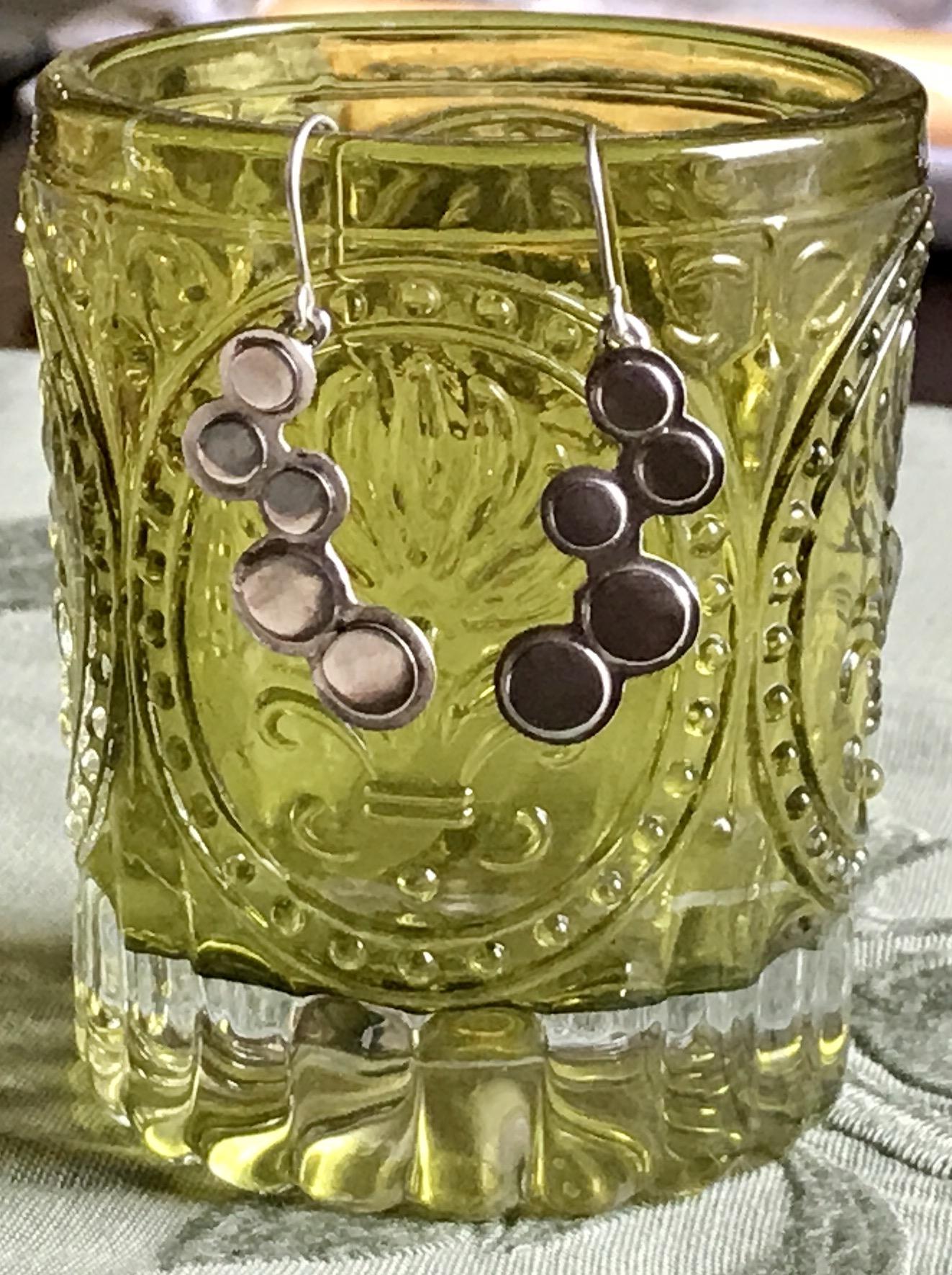 Meet my Bubbles earrings - image 1 - student project
