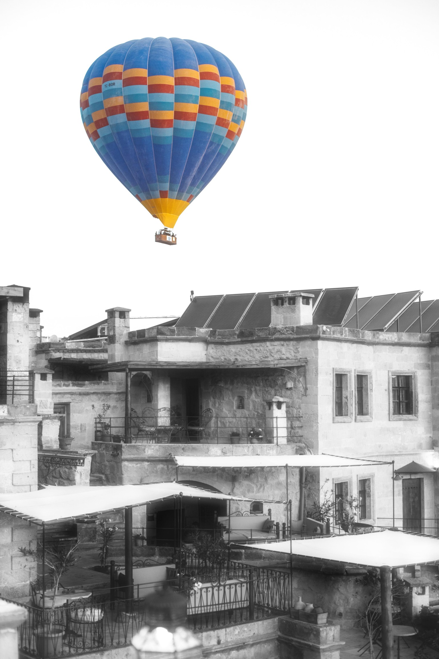 Black and White Projects - image 3 - student project