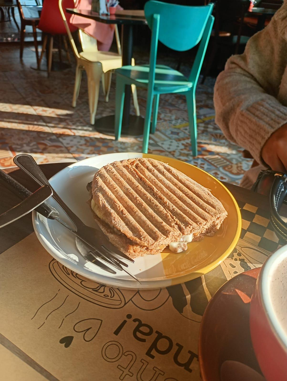 sandwich - image 1 - student project