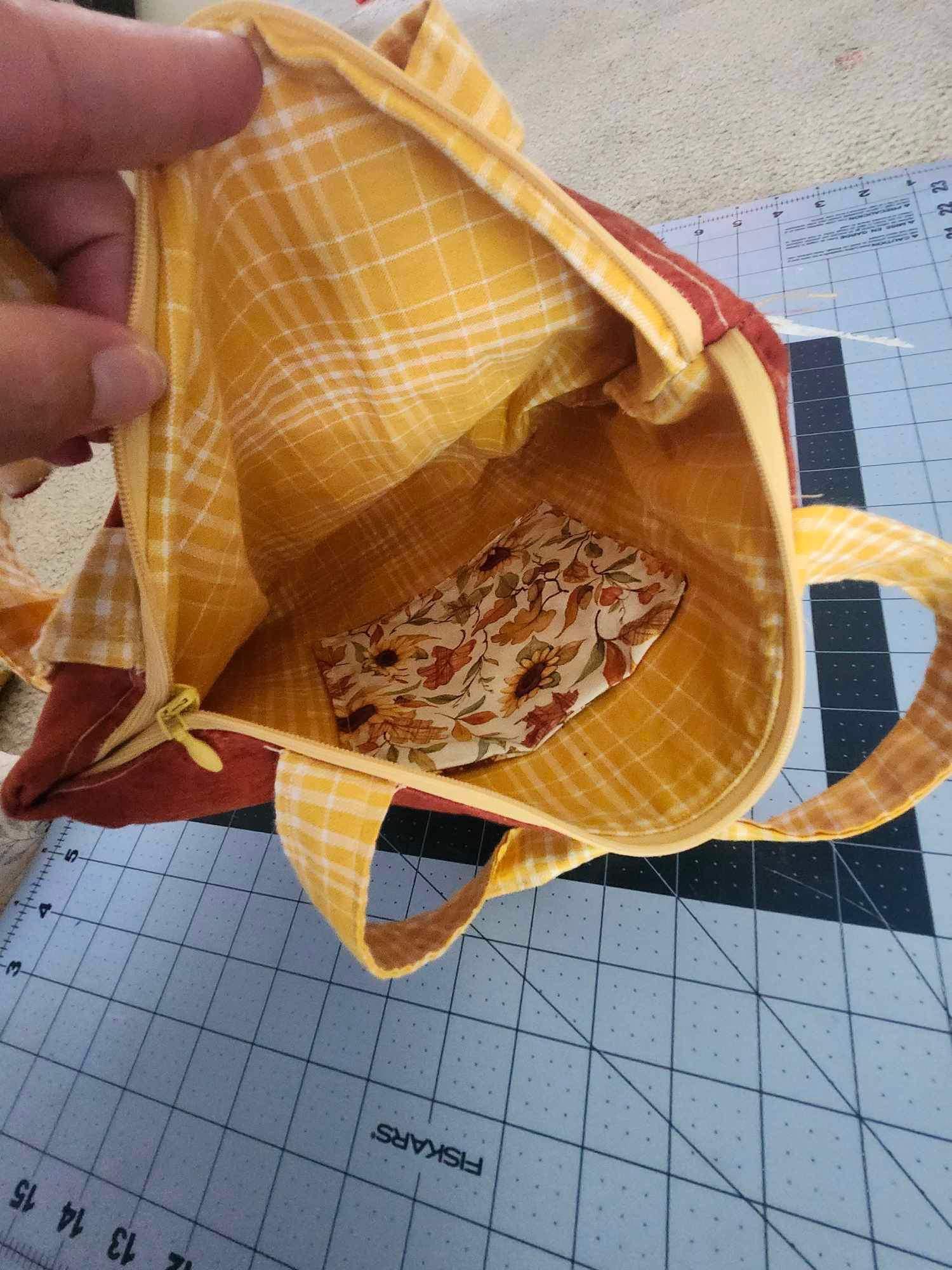 Zipper Tote - image 1 - student project