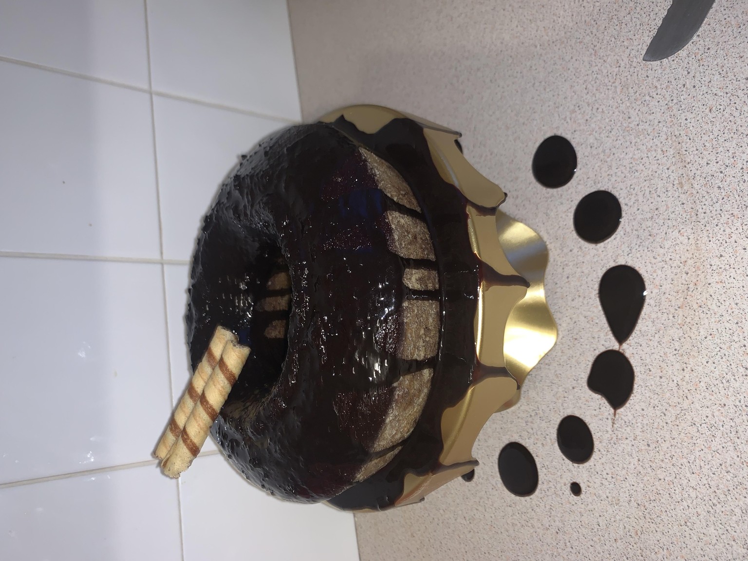 Chocolate oil based cake - image 2 - student project