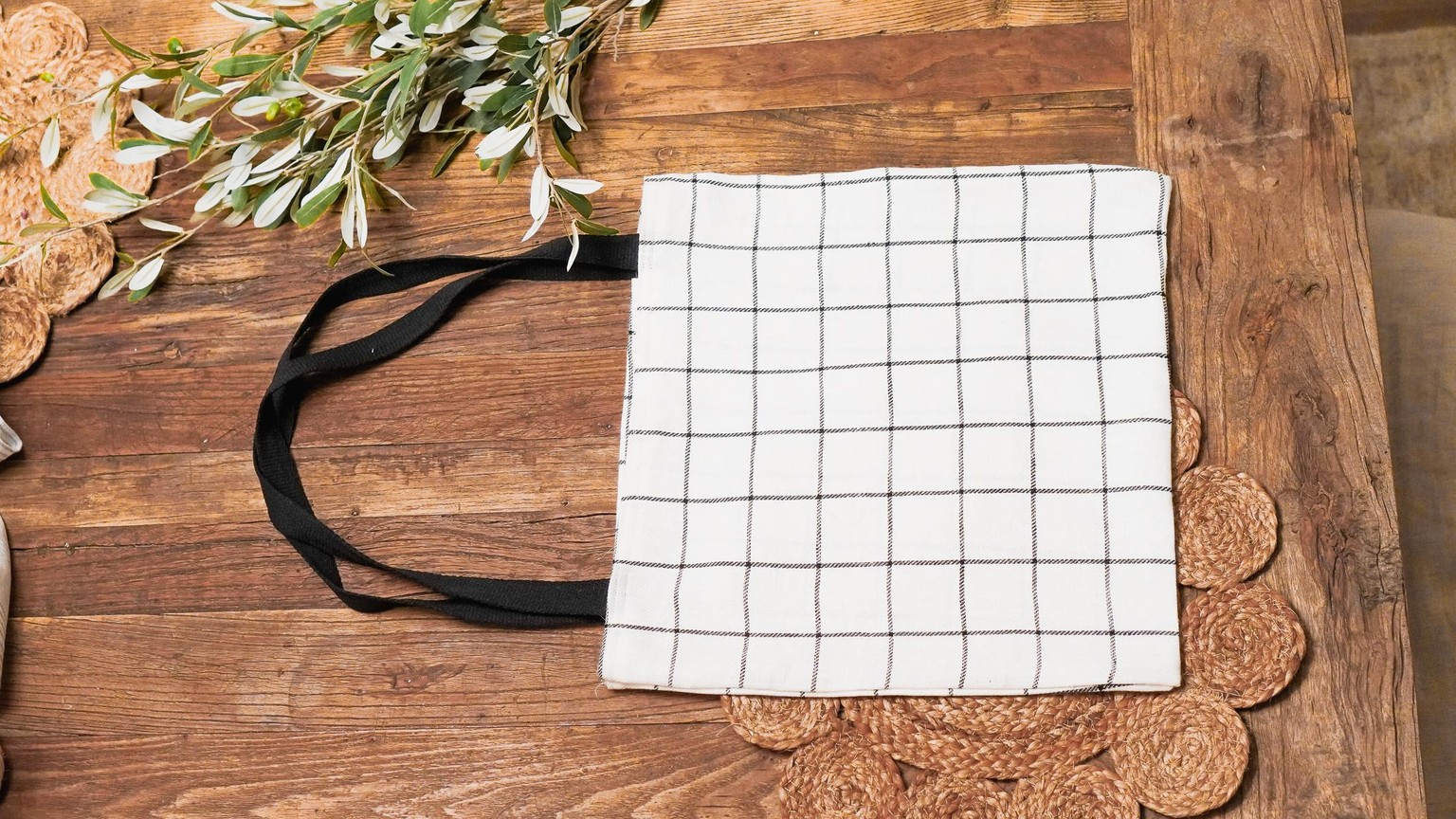 Easy Tote Bag - image 1 - student project