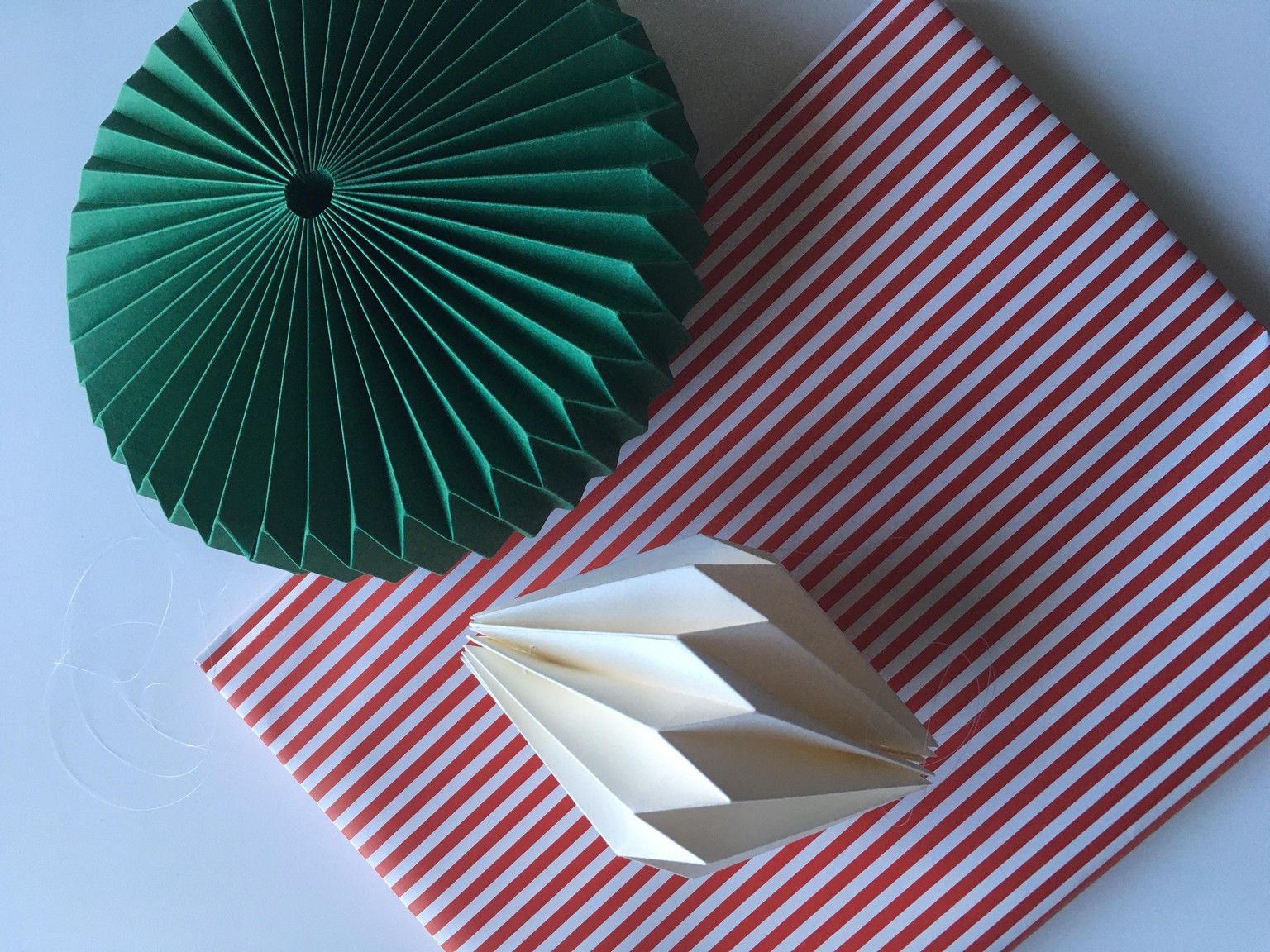 Geometric Origami Paper Ornaments - image 7 - student project