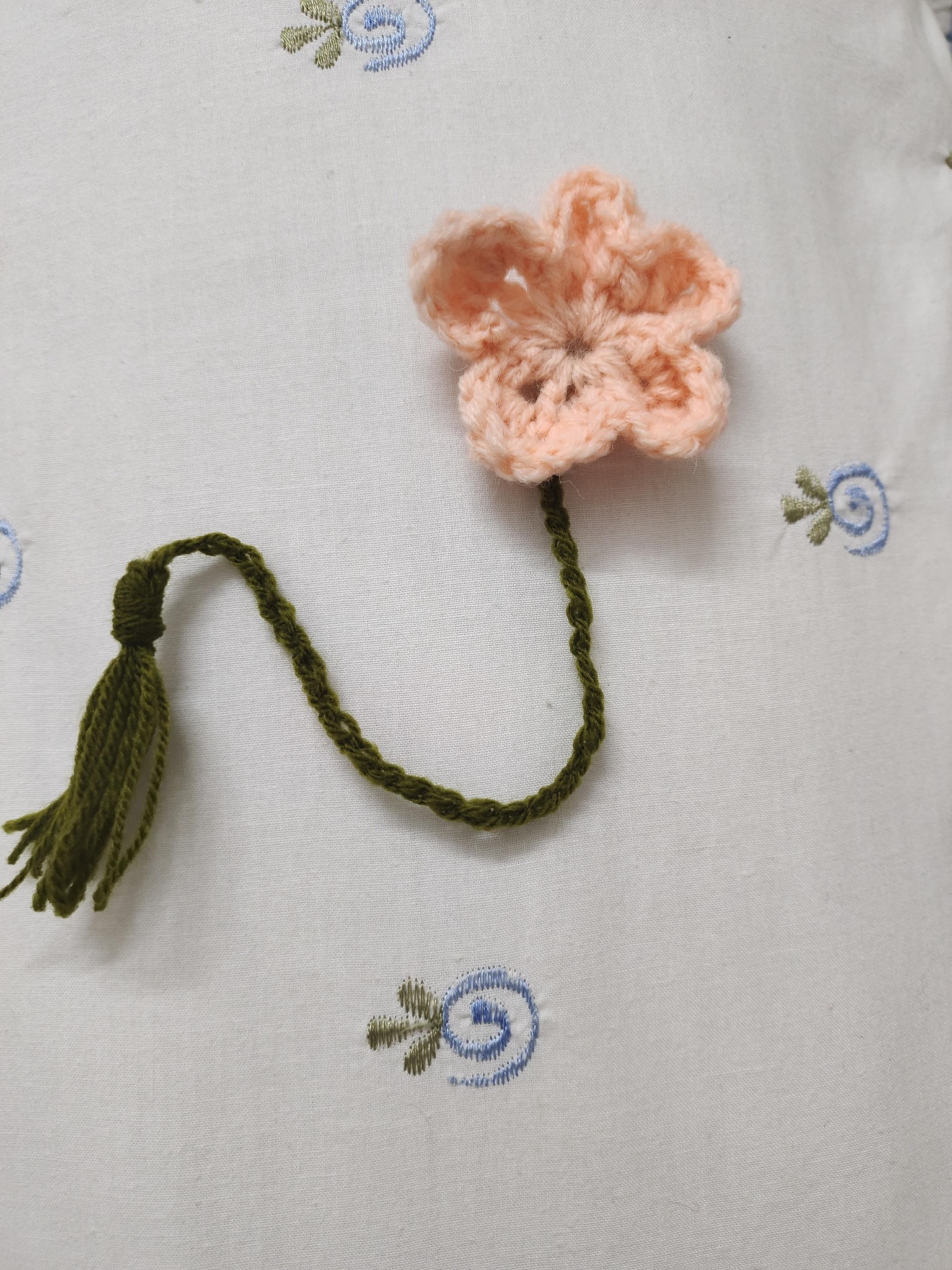 Flower Bookmark - image 1 - student project