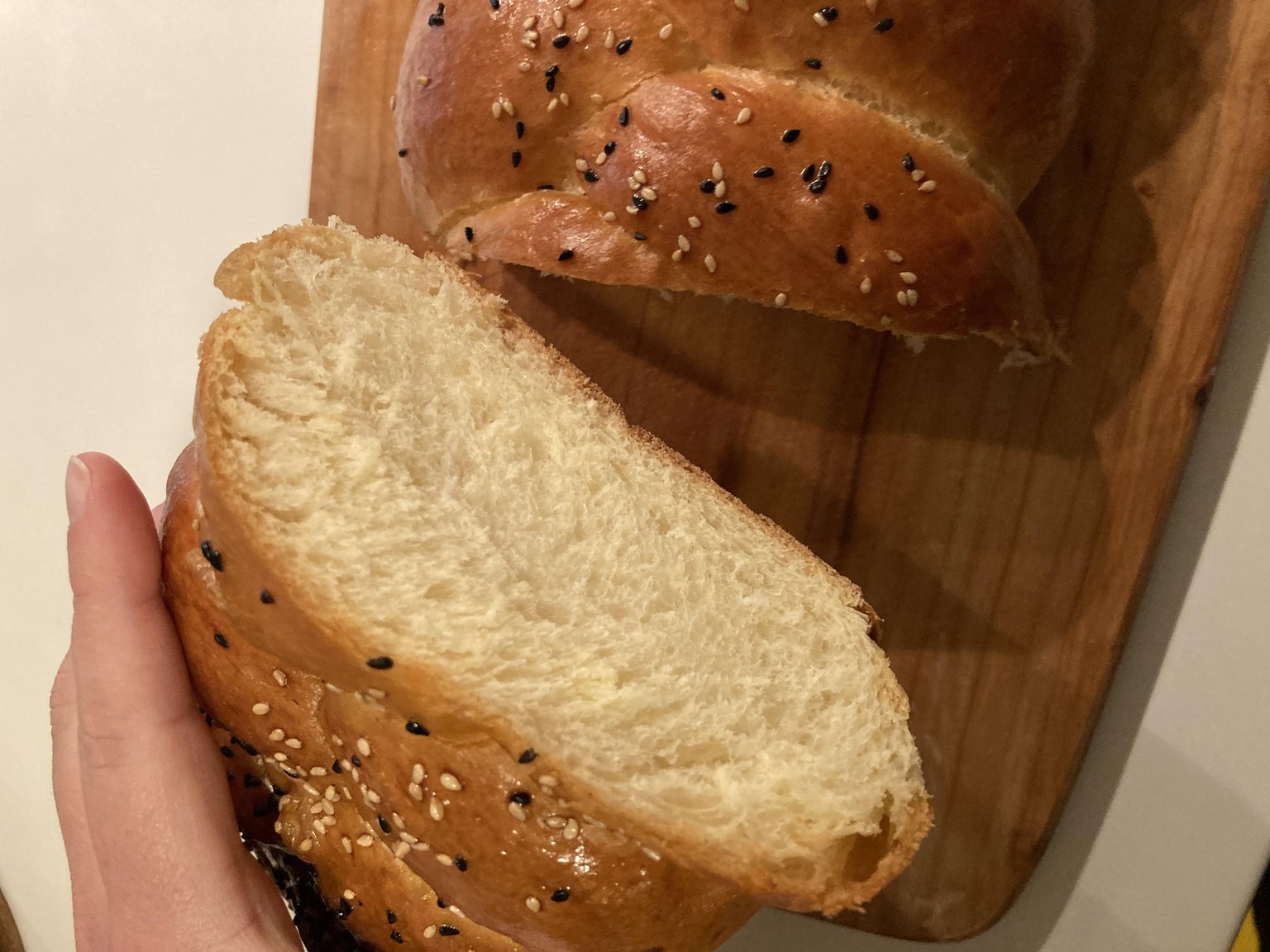 Braided brioche bread & buns - image 2 - student project