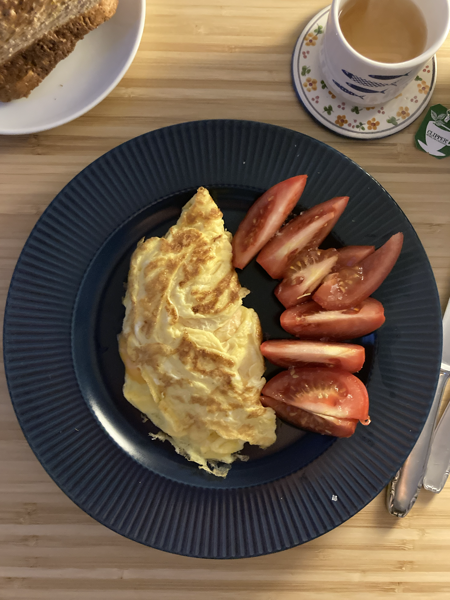Delicious Omelet & Kuku Sabzi - image 1 - student project