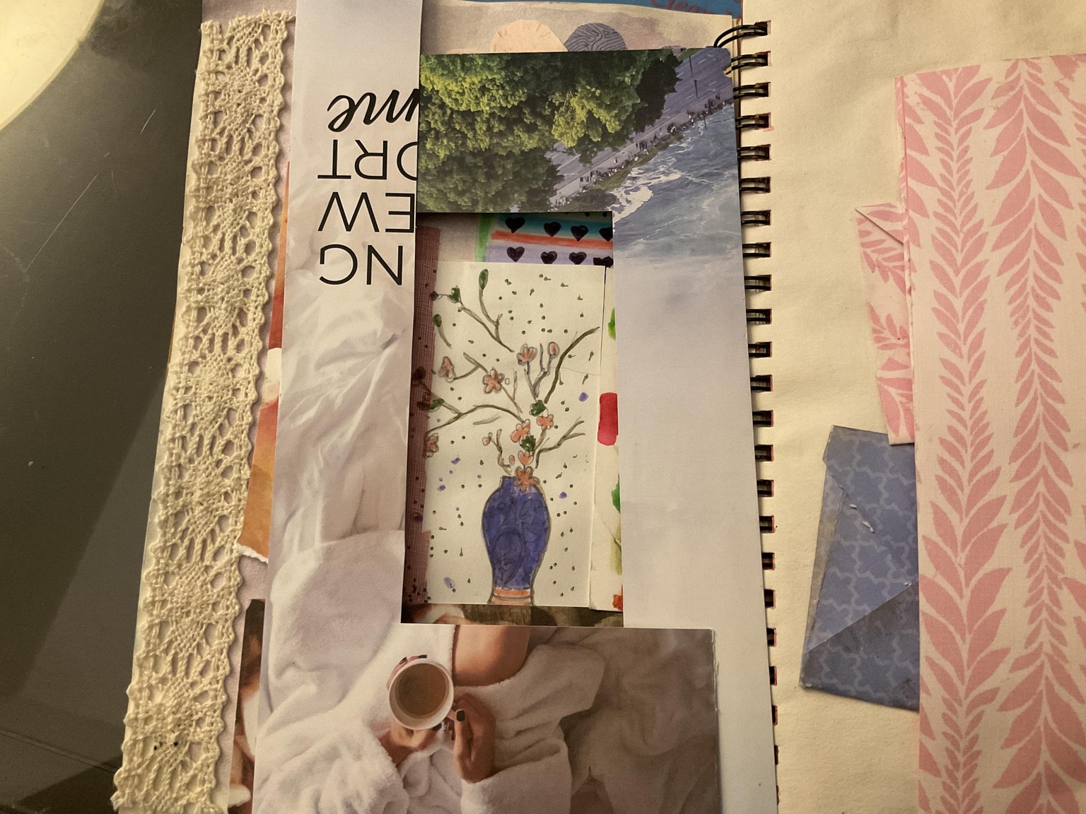 Paintings and a view finder - image 1 - student project