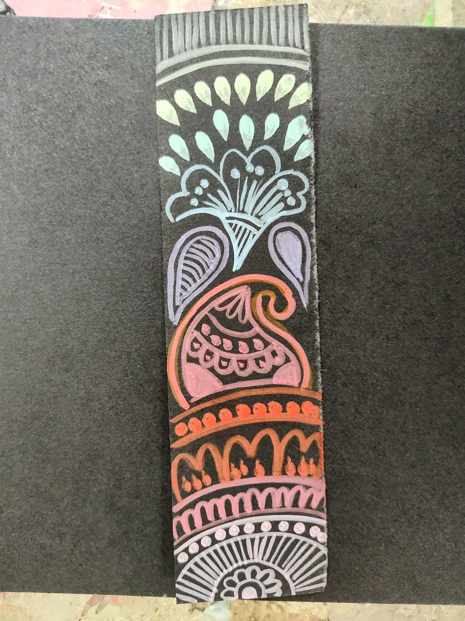 Meditative rainbow pattern doodles - image 2 - student project