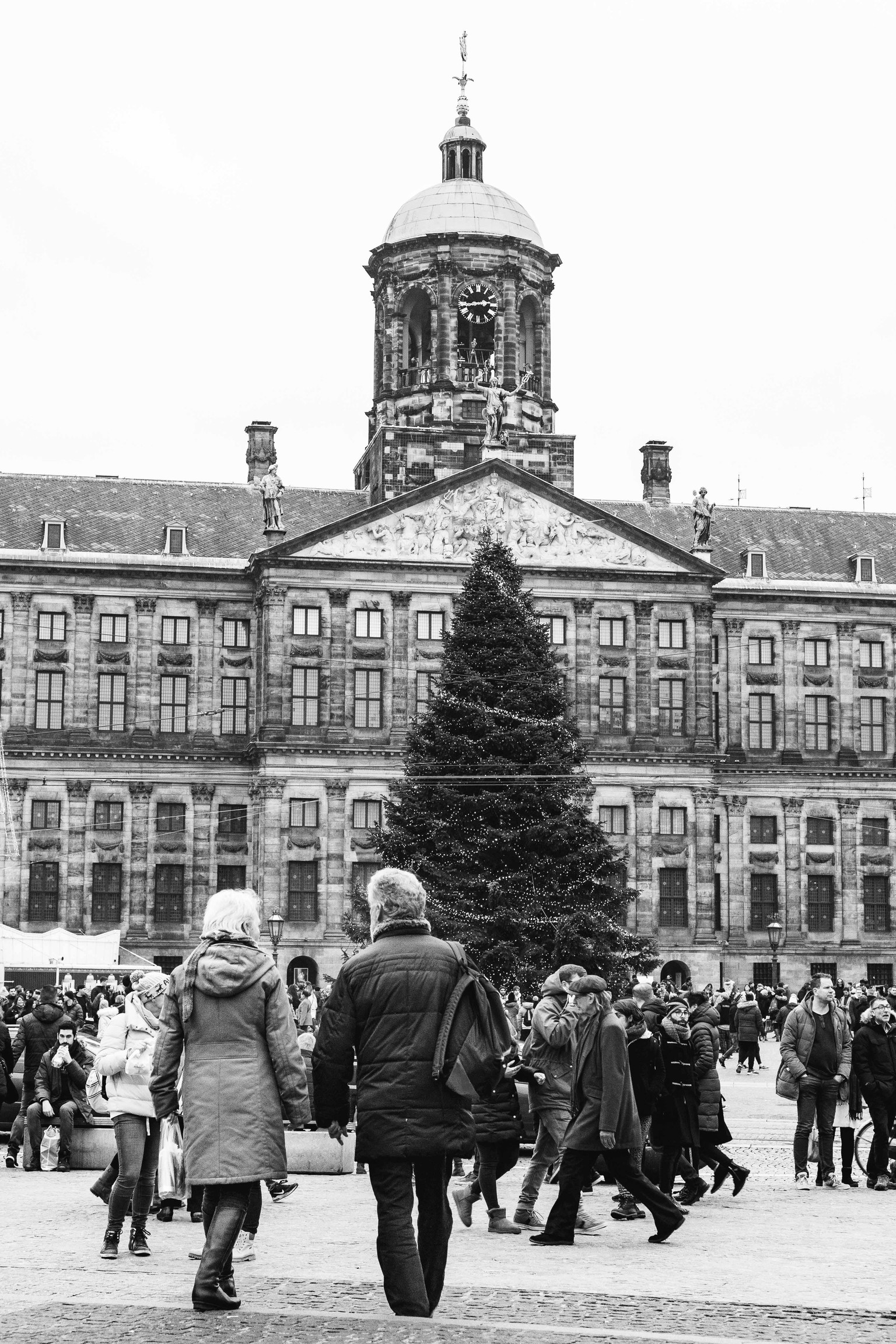 Dam Square - Street Corner - image 3 - student project
