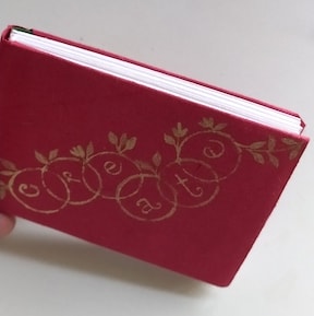 Accordion and perfect-bound books - image 4 - student project