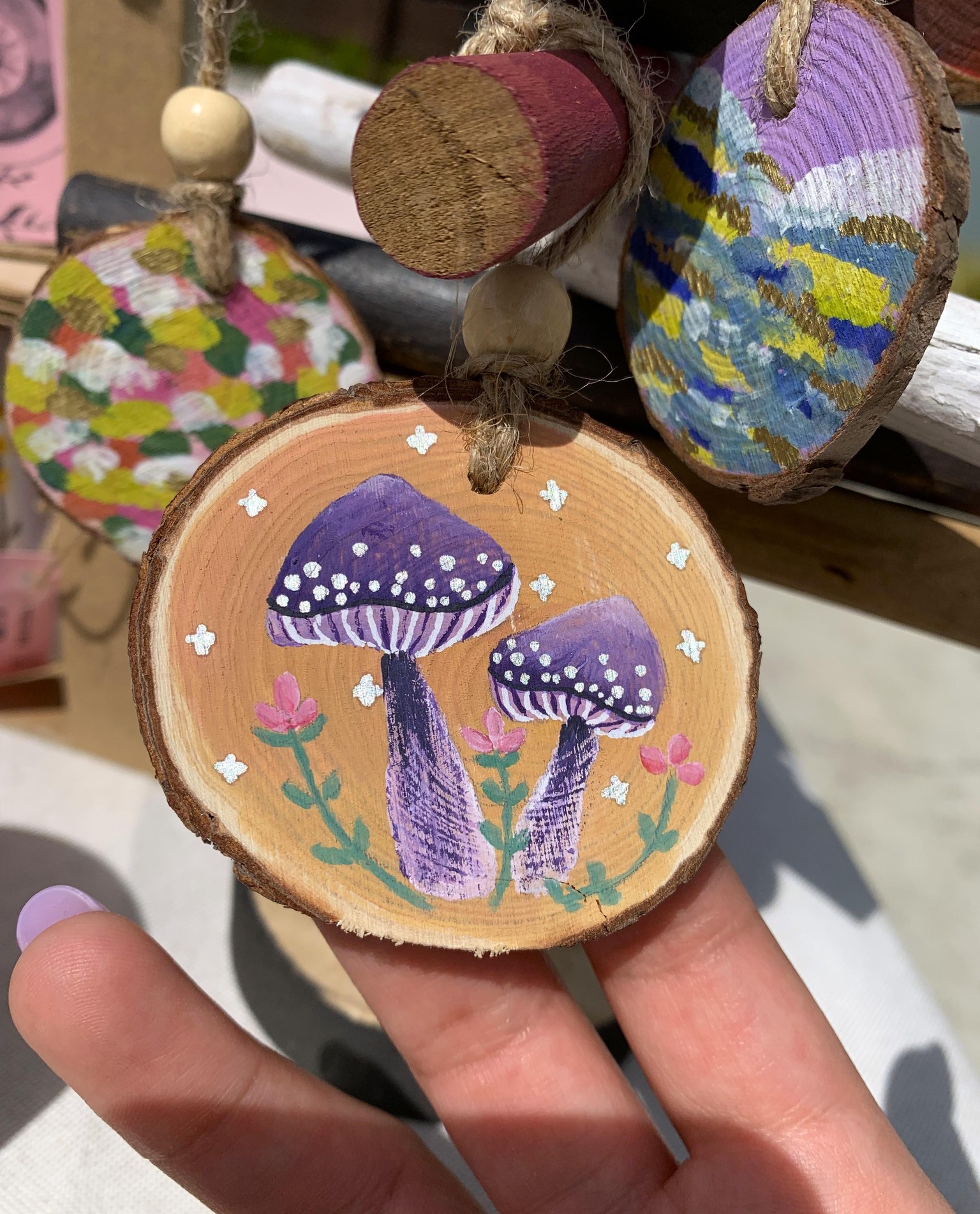 Mushrooms on Wood - image 1 - student project