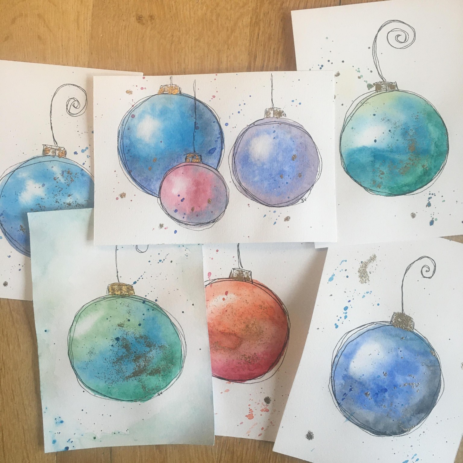 Loose watercolor baubles - image 1 - student project