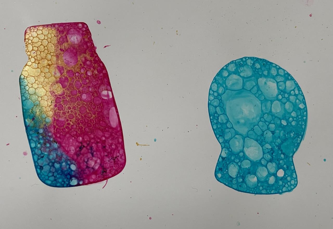 Experimenting with bubbles and paint - image 2 - student project