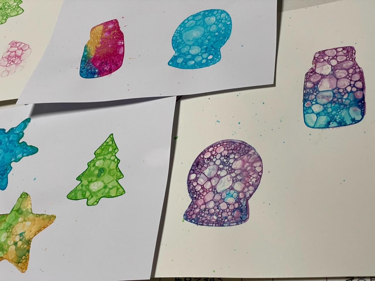 Experimenting with bubbles and paint - image 1 - student project