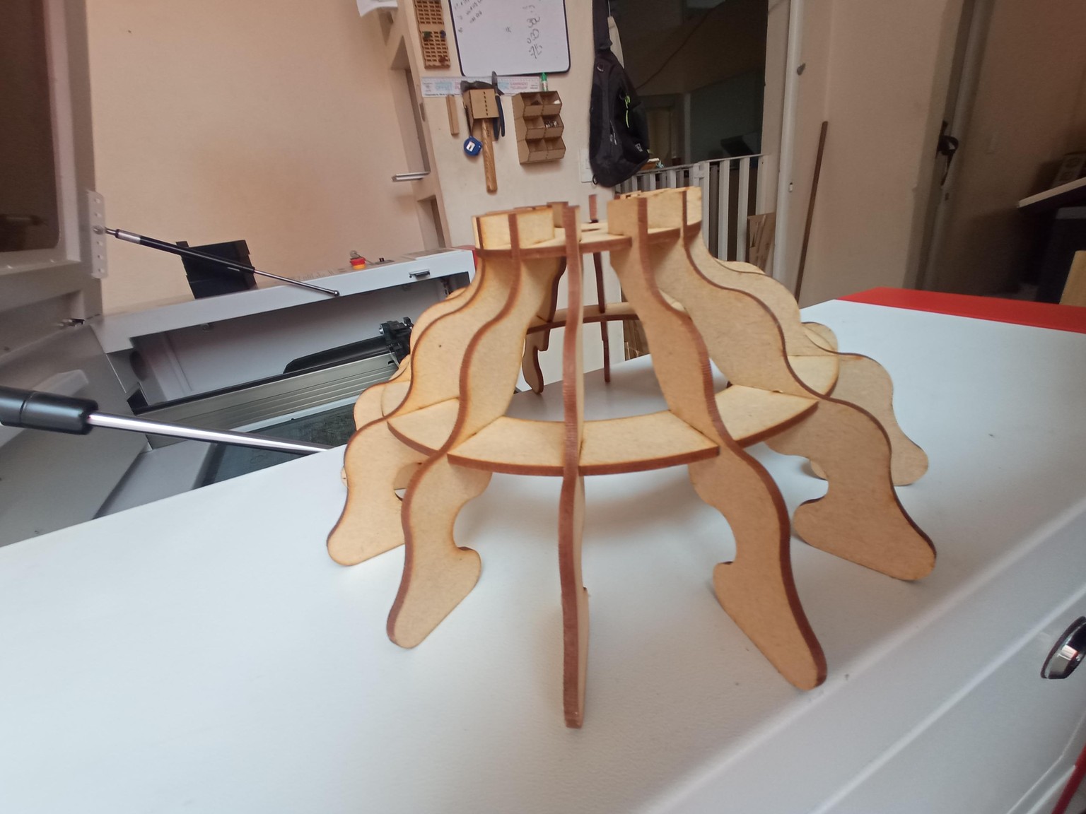 CAR / PHONE STAND / OCTAHEDRON / LAMP - image 4 - student project