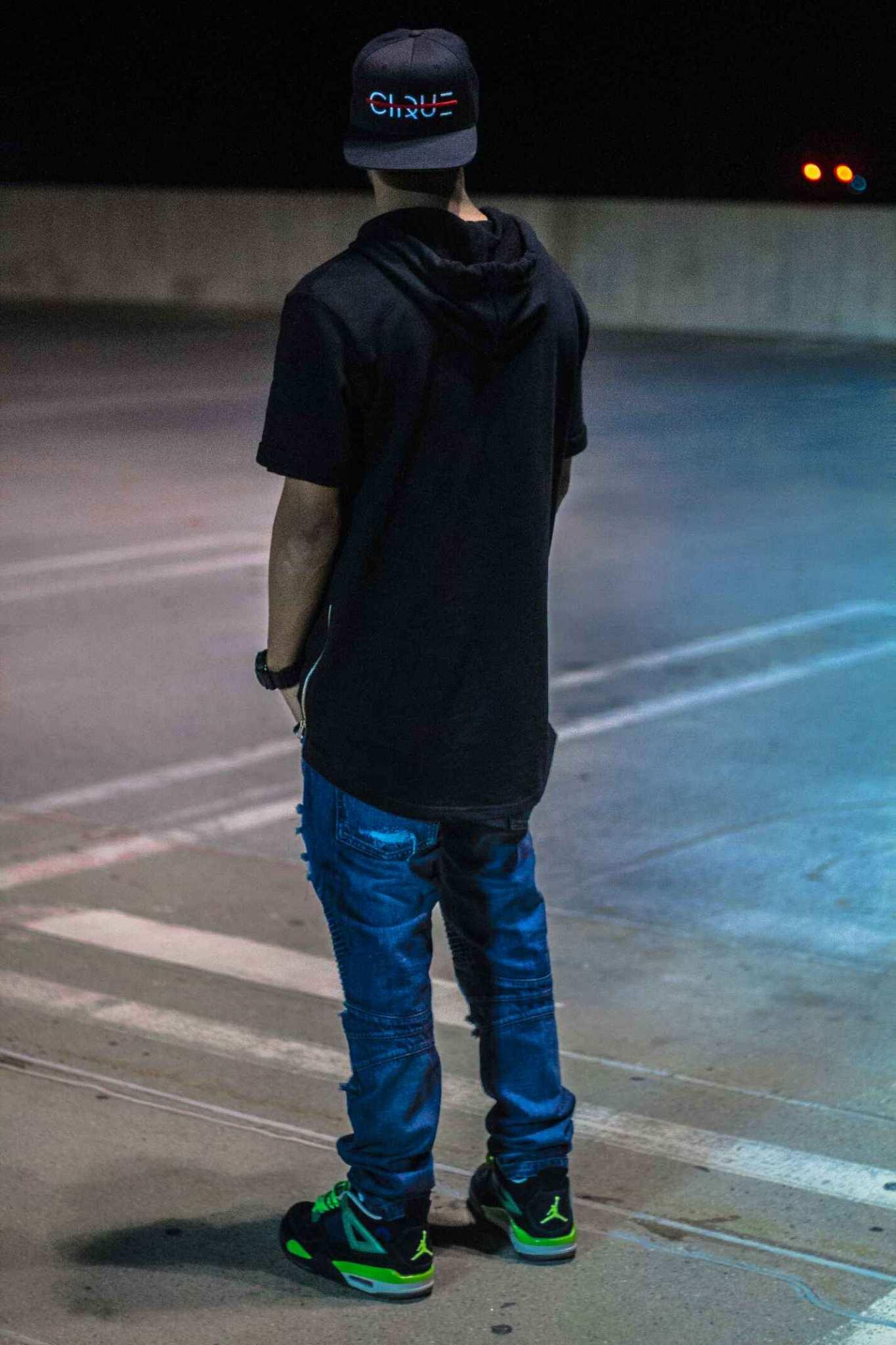 No Clique - image 2 - student project
