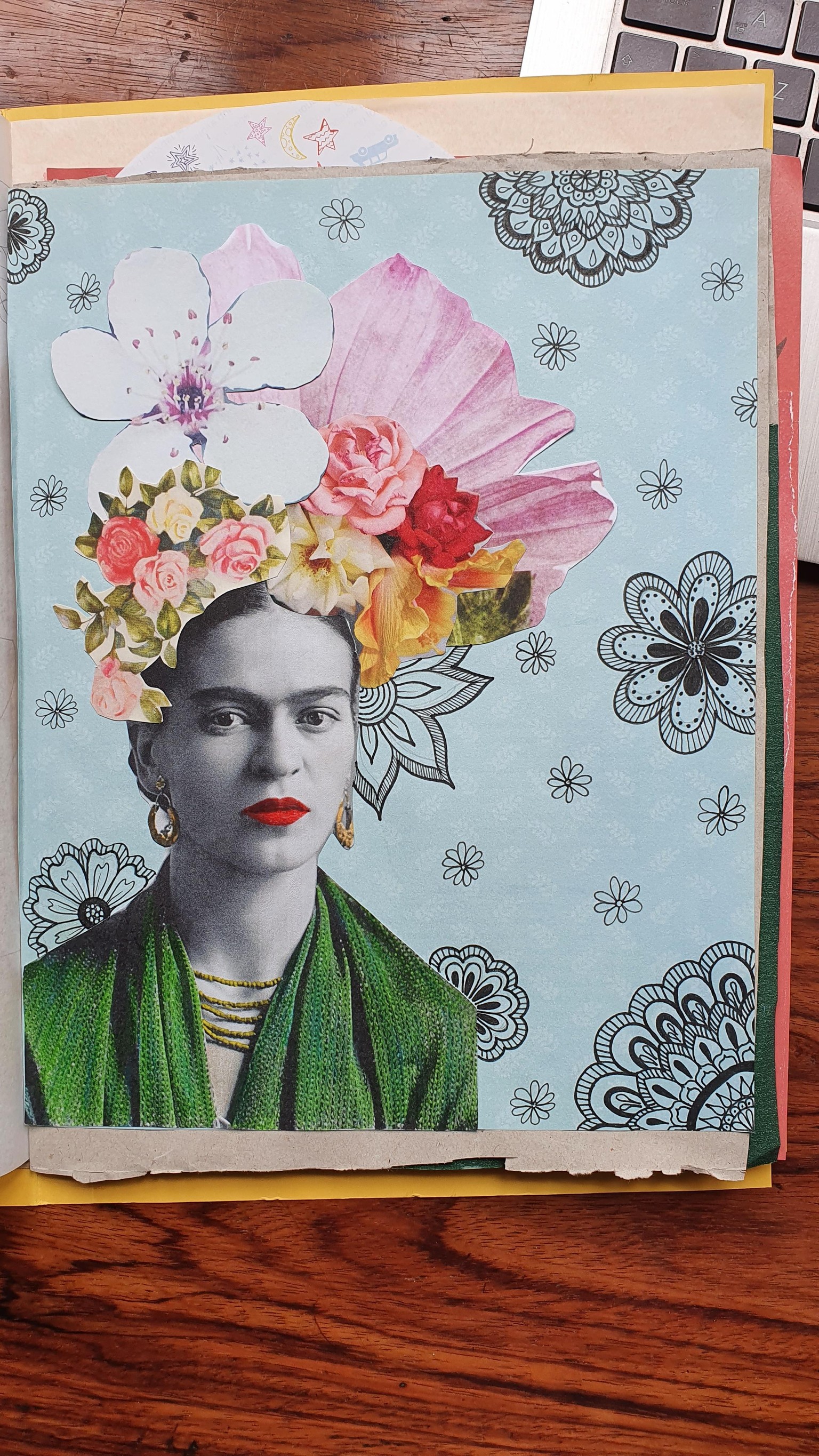 Sketchbook with recycled paper - image 7 - student project