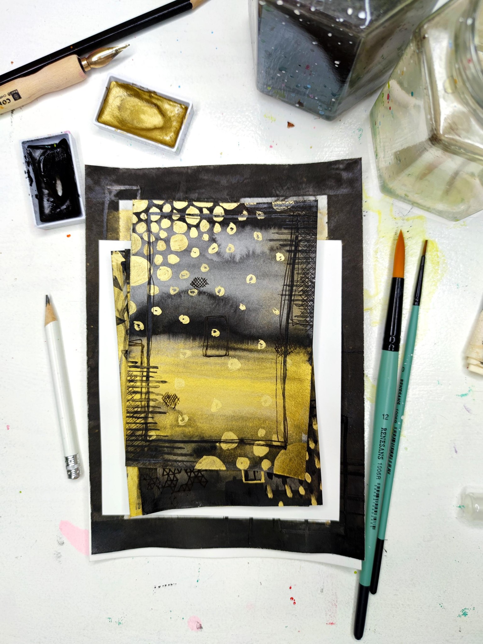Graphite and Gold - image 3 - student project