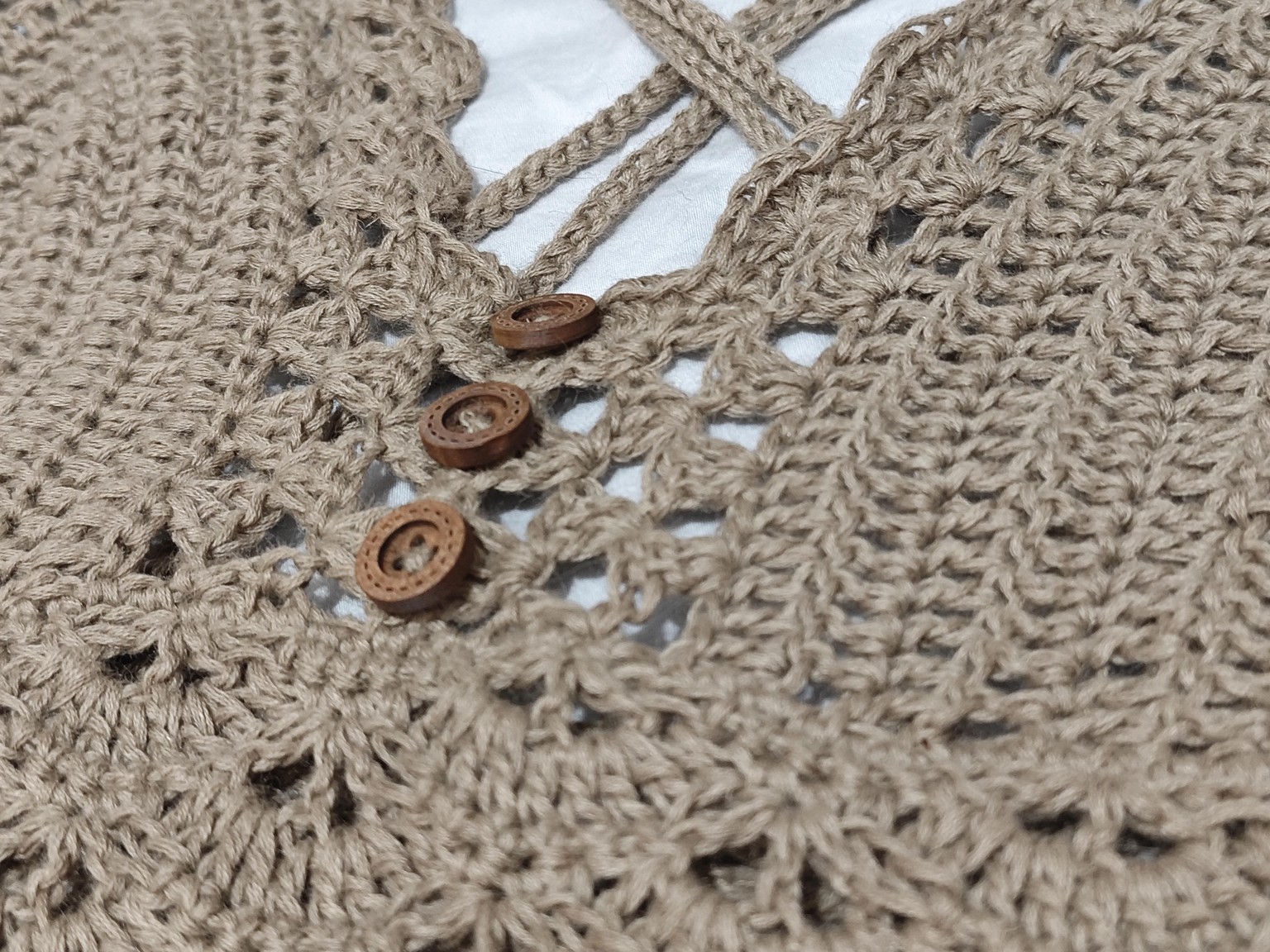 Crop top - image 2 - student project