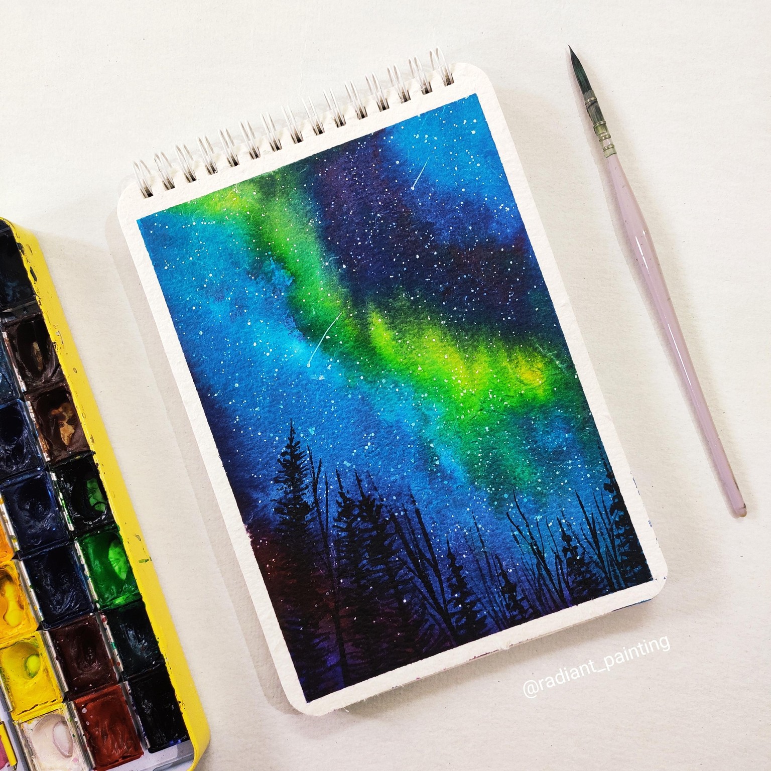 Glowing Auroras - image 1 - student project