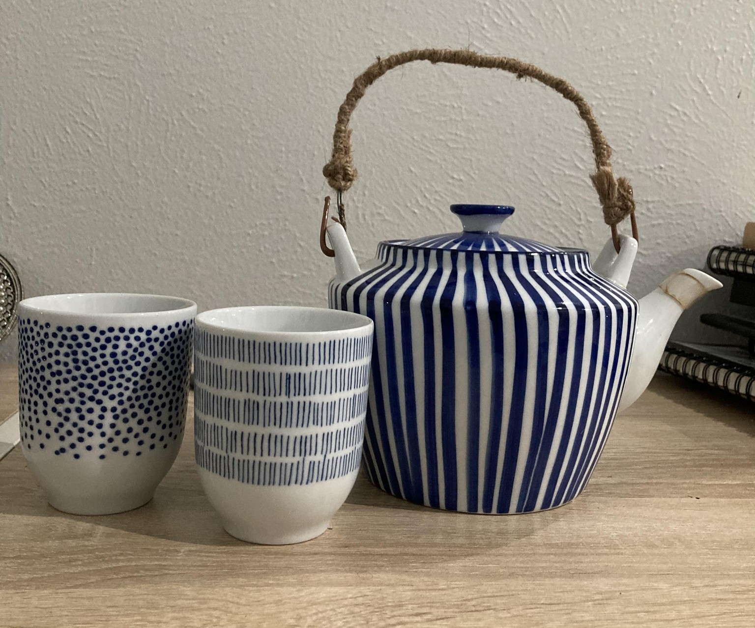 Monochrome still life tea pot and tea cups - image 6 - student project