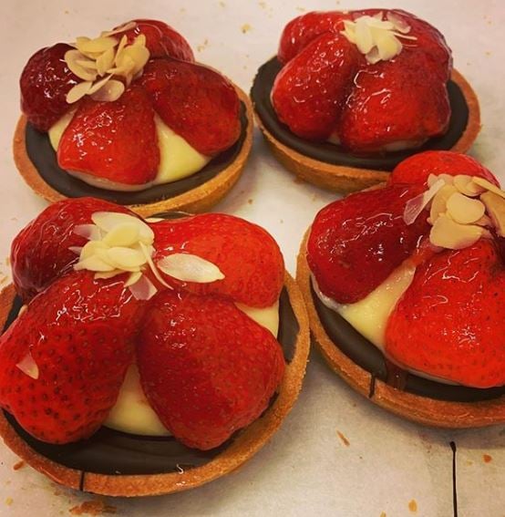 strawberry cakes - image 1 - student project