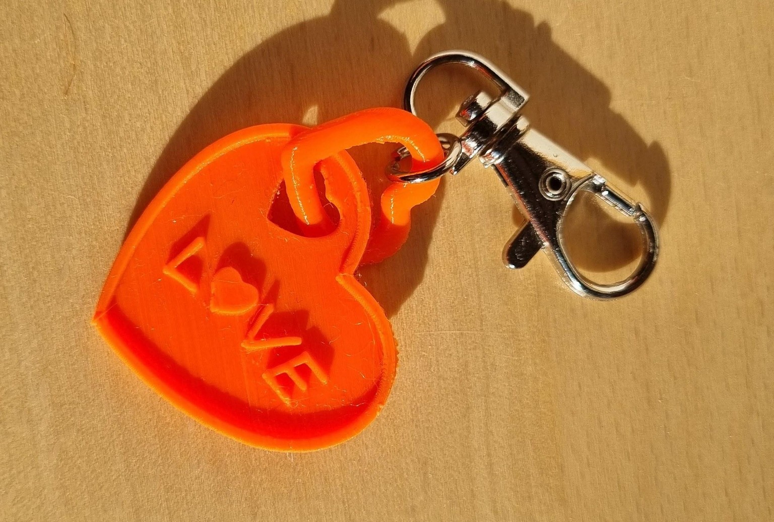 A Personalized Love Charm in Blender 3D! - image 2 - student project