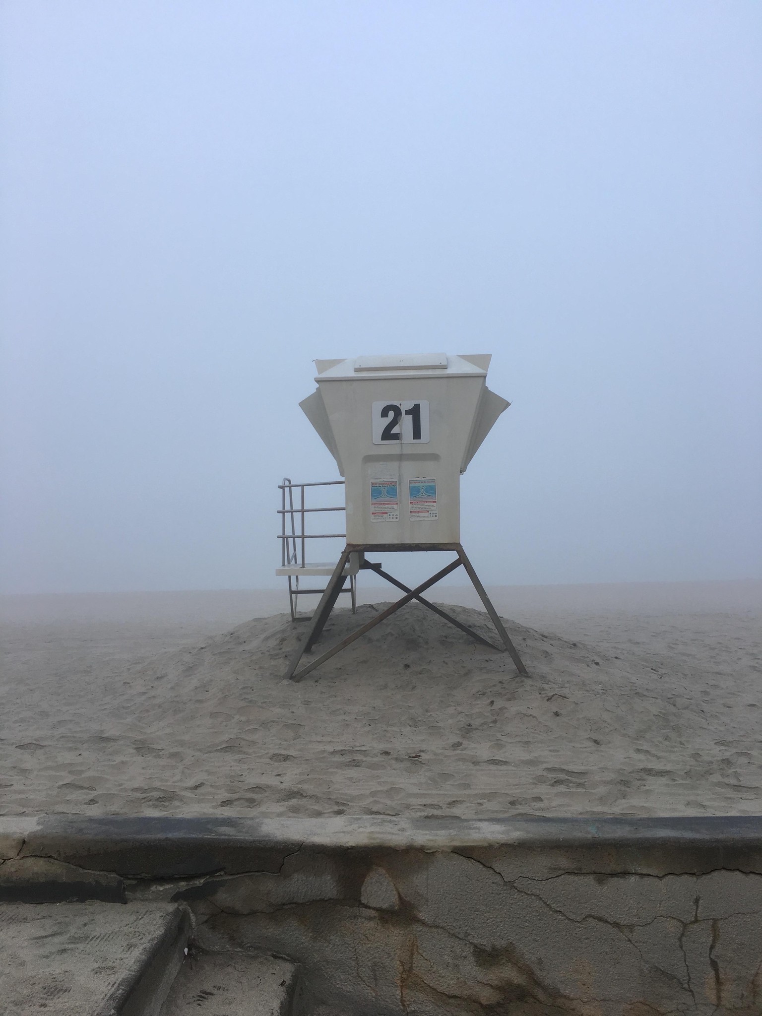 Before and After Foggy Lifeguard Station - image 1 - student project