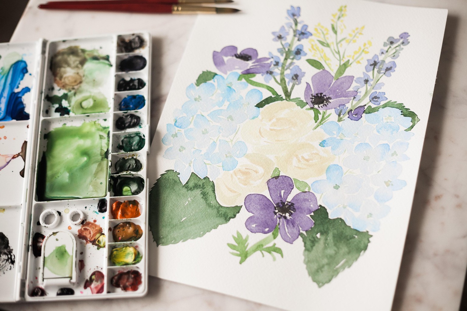 SAMPLE: Hydrangea arrangement & painting - image 2 - student project