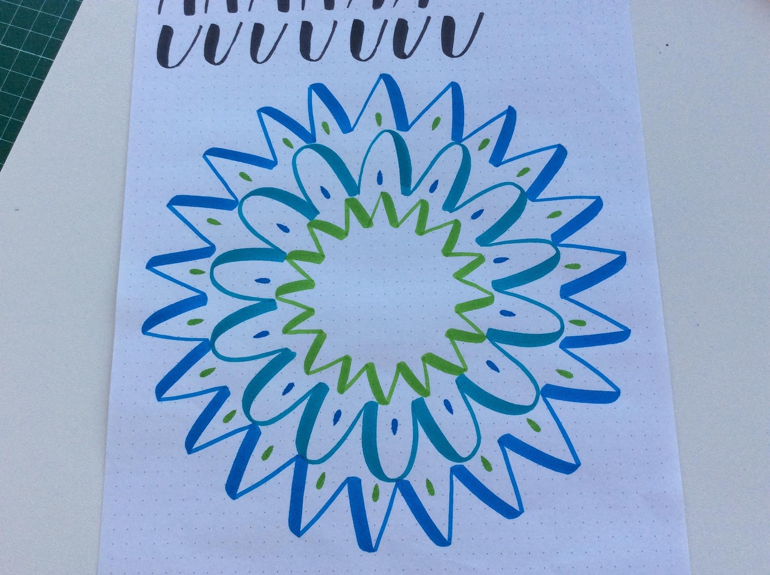 Mandala con trazos básicos de lettering - image 2 - student project