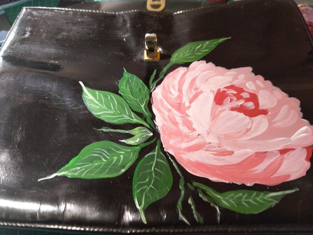 Flower on leather bag - image 1 - student project