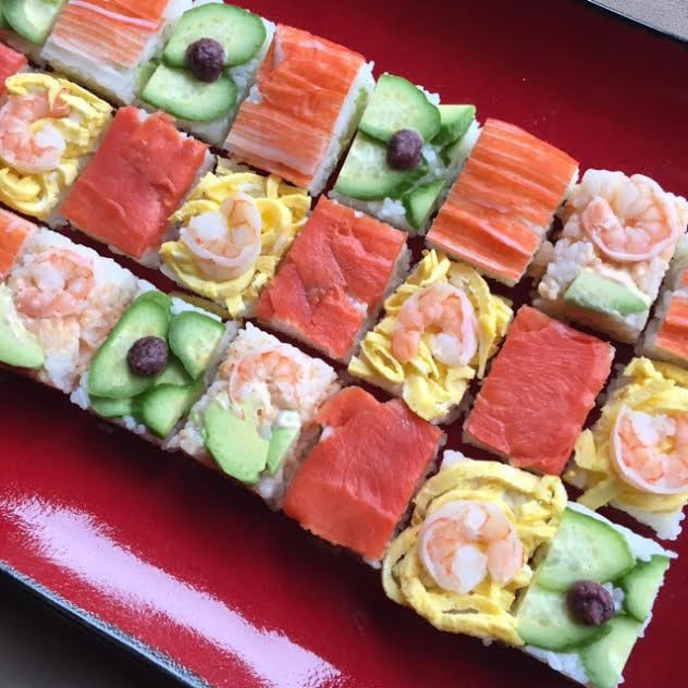 Making SUSHI with molding technique - image 4 - student project