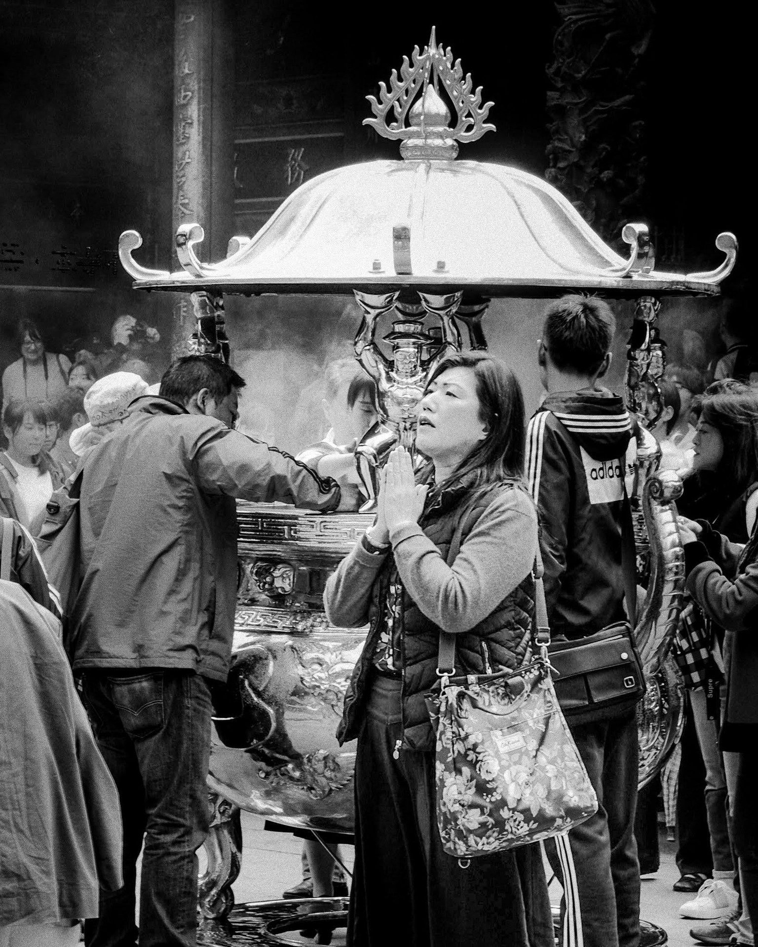 Japan to Taïwan - Street b&w - image 3 - student project