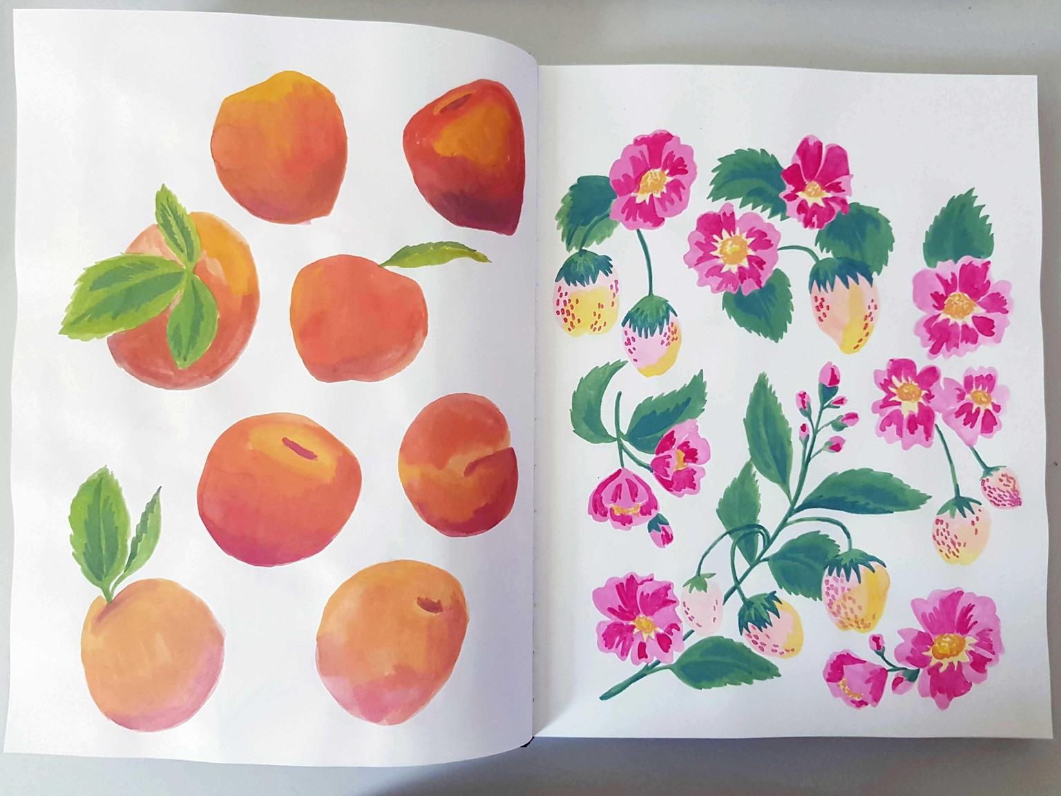 Gouache fruits patterns - image 1 - student project