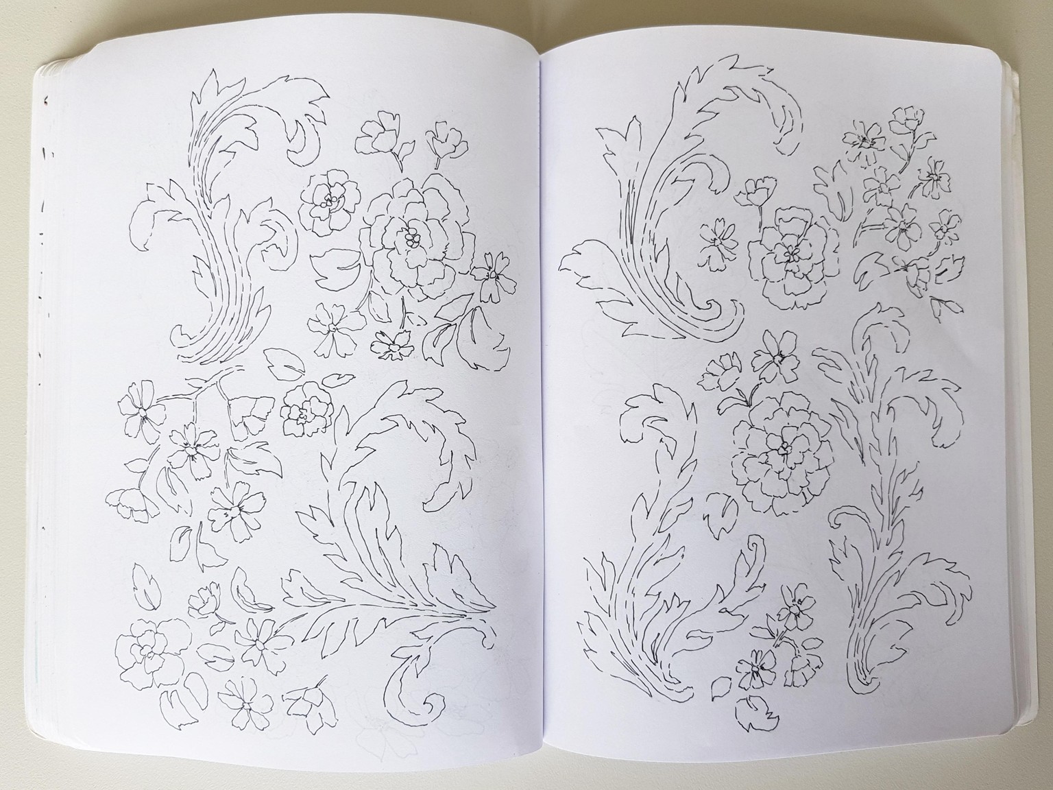Patterns including acanthus leaves - image 2 - student project