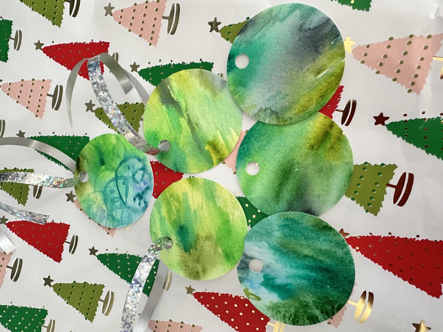 Christmas Gift Tags or Ornaments? - image 1 - student project
