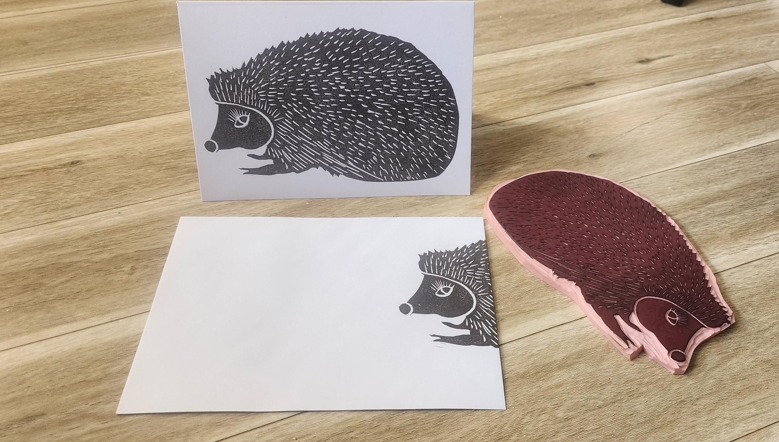 Hedgehog greeting card - image 1 - student project