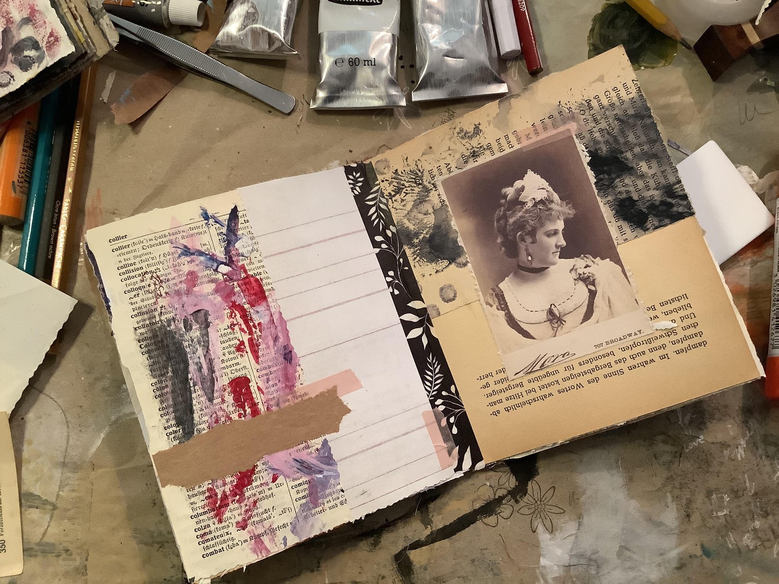 Mixed Media Art journal from a random prospect - image 3 - student project