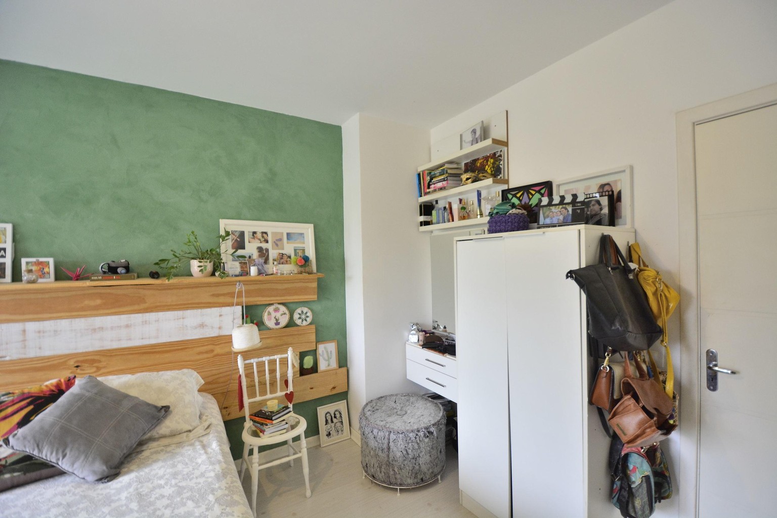 Floral Bedroom - image 2 - student project