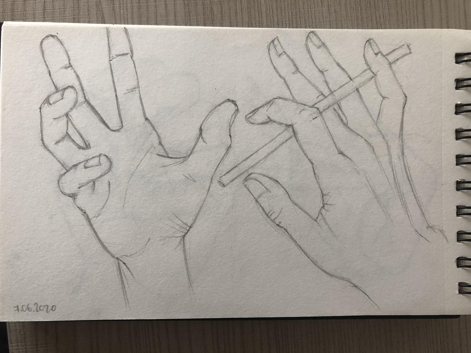 Hands sketching - image 2 - student project