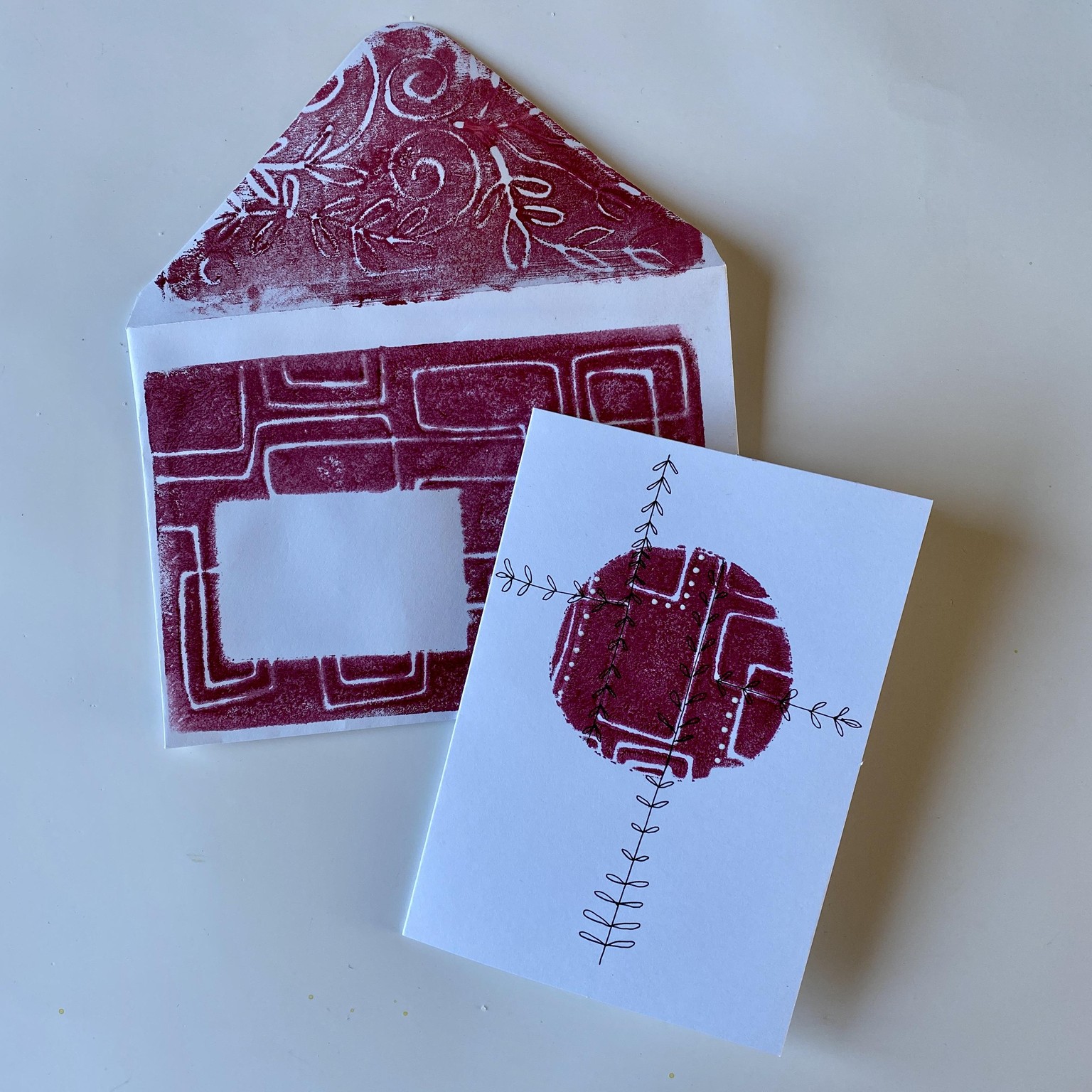 Stamp, print, roll and big fun. - image 1 - student project
